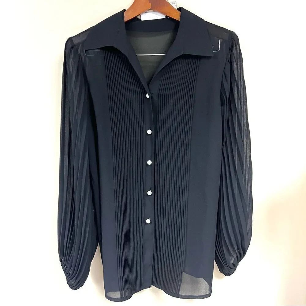 Vintage Simonton Says pleated button down with Pearl buttons Size L /XL